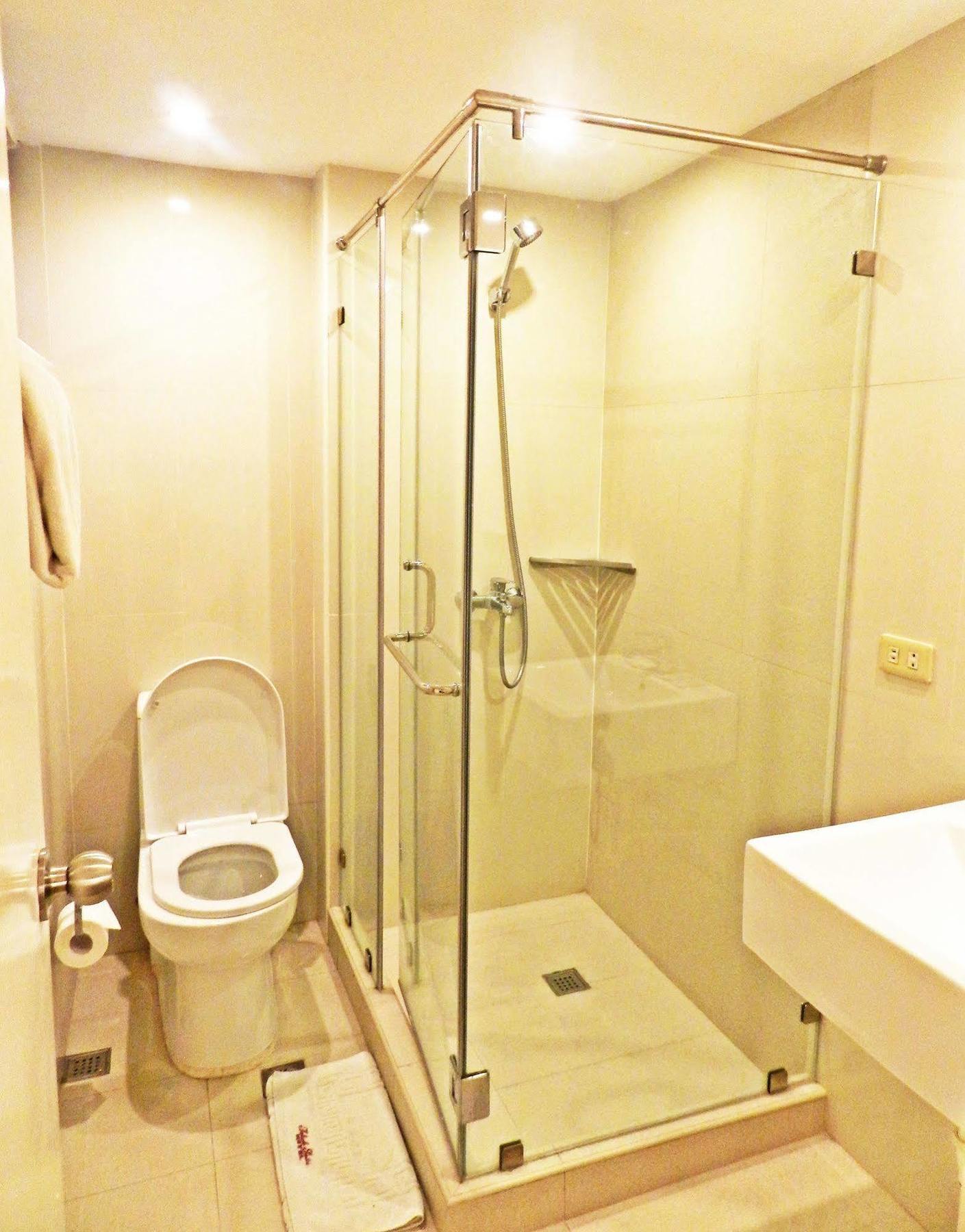 Salcedo Suites Makati City Dış mekan fotoğraf