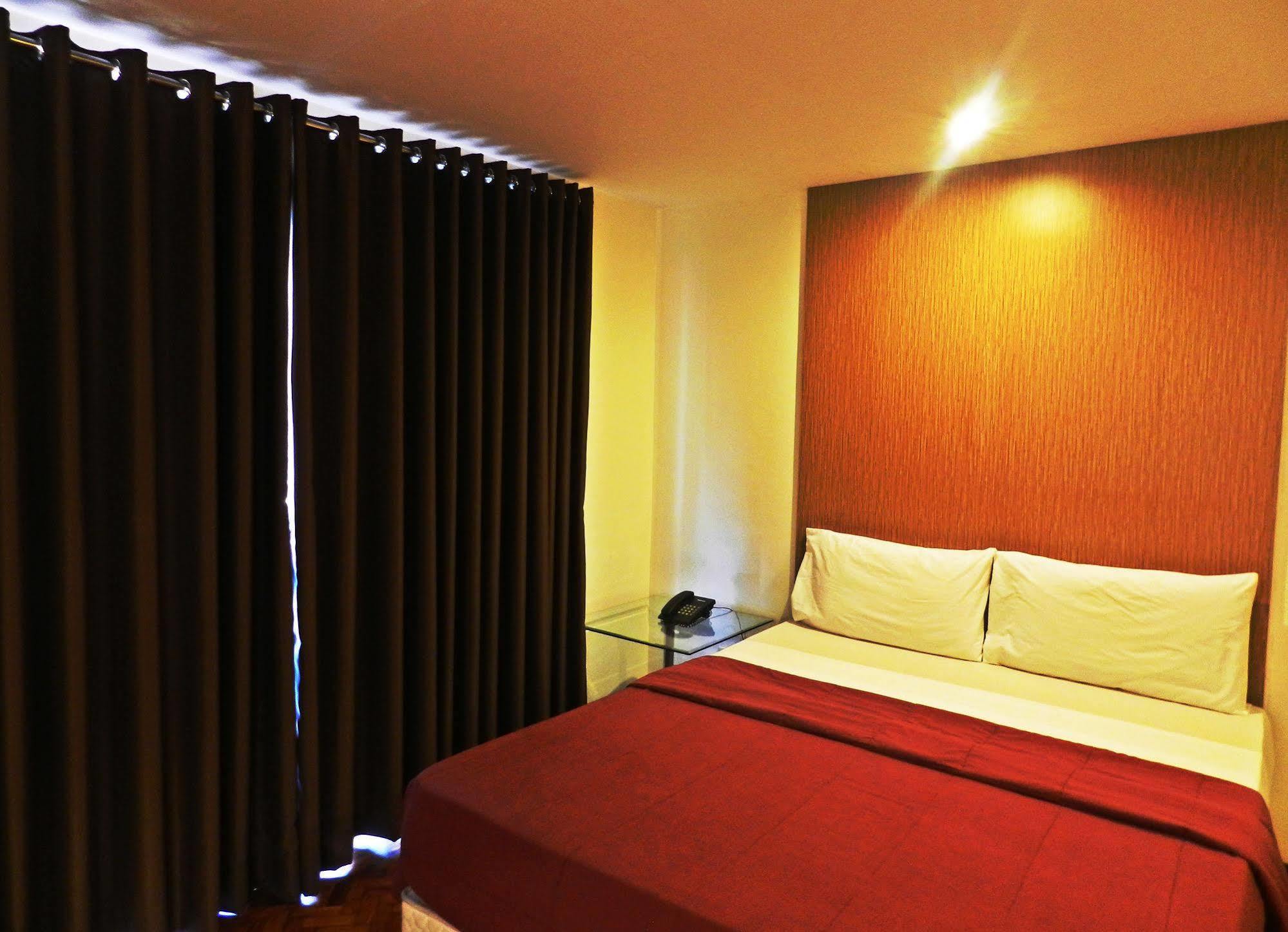 Salcedo Suites Makati City Dış mekan fotoğraf